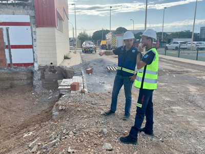 El presidente del Consorcio de Bomberos visita las obras de remodelacin del Parque de El Ejido