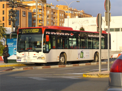 Podemos Almera denuncia la subida de las tarifas del transporte urbano durante la Feria