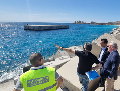 La APA unirá el duque de alba del Puerto de Carboneras con el Muelle de Ribera I para acoger el atraque de embarcaciones