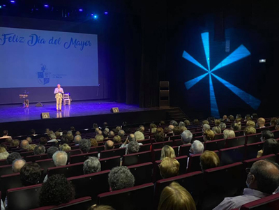 Berja celebra el Da del Mayor este sbado con un homenaje y verbena en la Plaza del Teatro