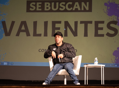 Juan Manuel Montilla “El Langui” participa en una charla para concienciar sobre el bullying a los ms jvenes