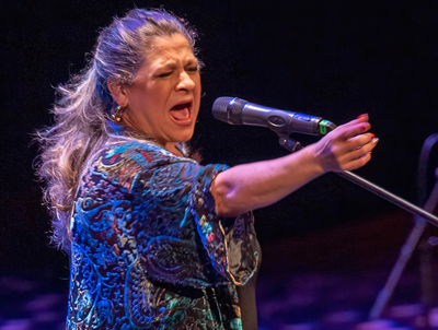 Noticia de Almera 24h: El Auditorio se convierte en un patio jerezano con la zambomba de villancicos flamencos de Lela Soto y familia 