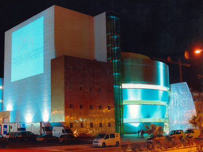 Noticia de Almería 24h: El Teatro Auditorio de Roquetas de Mar cumple 19 años manteniendo la calidad y variedad en su programación 
