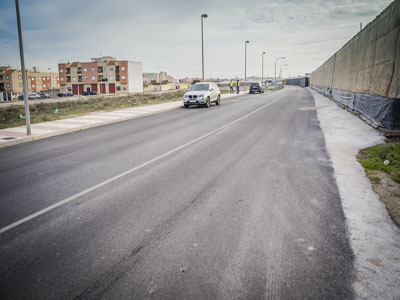 El alcalde visita las obras de mejora y adecuacin integral acometidas en el Camino “Barrio Joaquinico” 