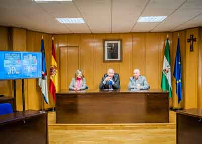 Noticia de Almería 24h: El Ayuntamiento de Roquetas de Mar pone en marcha dos cursos formativos dirigidos a jóvenes y desempleados