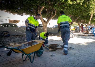 El Ayuntamiento contina con los trabajos de mejora y mantenimiento en todos los barrios del municipio 