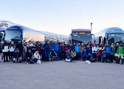 El área de Deportes de Berja lleva a un centenar de vecinos a disfrutar del esquí y el snow en Sierra Nevada