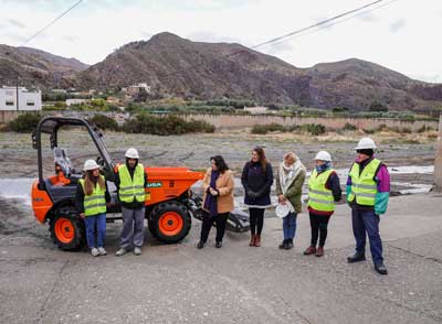 Diputacin refuerza su apuesta por la formacin para el uso de dumpers a los trabajadores del PFEA