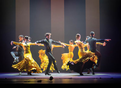 Noticia de Almería 24h: Unas 550 personas vibran con el espectáculo ‘Querencia’ de la compañía de Danza de Antonio Najarro
