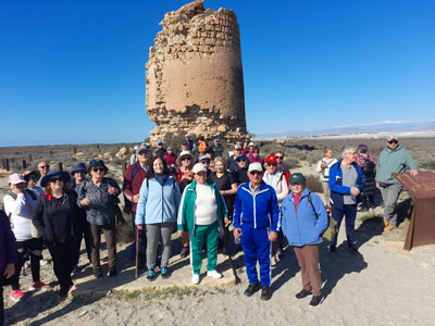 Noticia de senderismo en Almera 24h: La Olimpiada De Mayores Realiza Un Recorrido Senderista Por La Costa Entre Playa Serena Y La Torre De Cerrillos