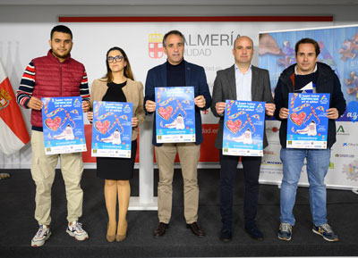 Noticia de Almería 24h: Almería volverá a llenar sus calles de azul para concienciar por el autismo el 26 de marzo