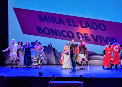 Noticia de Almería 24h: La Escuela Municipal de Teatro de Roquetas representa la obra ‘Los Pelótidas’ ante 800 personas en el Auditorio