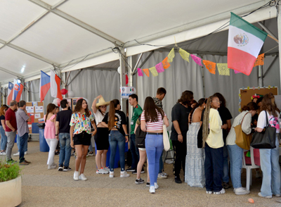 Noticia de Almera 24h: La Universidad se viste de internacional con su VIII Feria de las Naciones