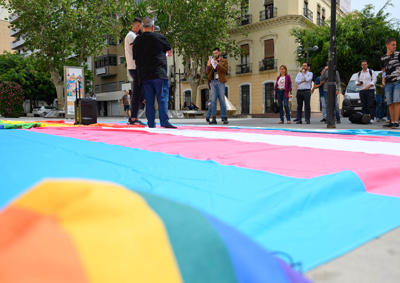 Noticia de Almería 24h: El Ayuntamiento reafirma su compromiso contra la LGTBIfobia y se suma a lectura de los manifiestos  promovidos por Junta y Colega