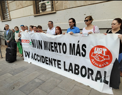 Noticia de Almera 24h: Concentracin por la quinta muerte en accidente laboral en Almera