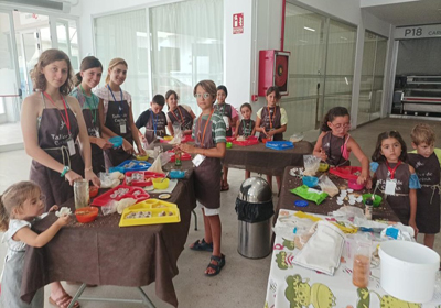 Noticia de Almería 24h: Finalizan los Talleres de Cocina de Verano para niños y niñas en Adra con gran participación
