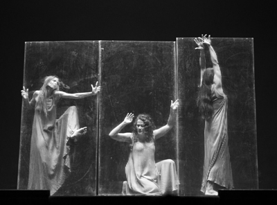 ‘La Confluencia’ une de nuevo danza, música y teatro con ‘Exiliadas’, el 22 de septiembre en el Apolo