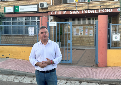 Noticia de Almería 24h: El PSOE denuncia que muchos colegios se han quedado sin intervención del Ayuntamiento este verano