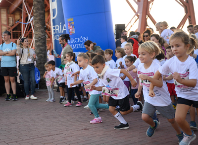 Noticia de Almera 24h: La Mini Desrtica convierte el Parque de las Almadrabillas en una gran fiesta de conviencia