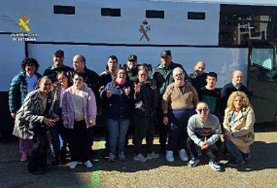 La Guardia Civil de Almera desarrolla una jornada de puertas abiertas en la Comandancia con 10 organizaciones vinculadas a personas con discapacidad intelectual y del desarrollo