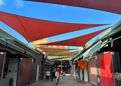 Noticia de Almera 24h: Los toldos de Plaza Pava, una nueva decepcin para los comerciantes 