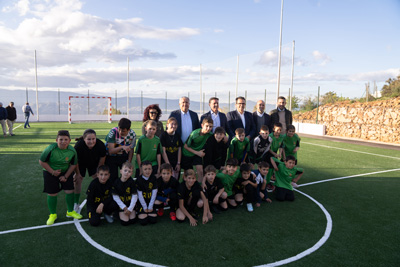 Noticia de Almera 24h: Turrillas estrena un campo de ftbol sala de csped artificial gracias a las inversiones provinciales