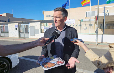 Noticia de Almera 24h: Moreno Bonilla genera malestar en las familias a las que sube el comedor un 26%, pero “alimenta mal” a los menores 