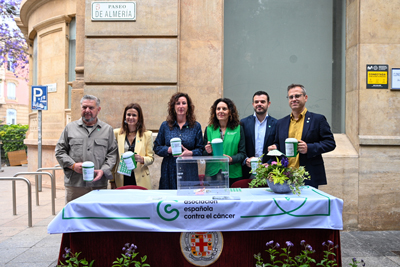 Noticia de Almera 24h: Los almerienses se vuelcan con la Asociacin Espaola Contra el Cncer en el Da de la Cuestacin   