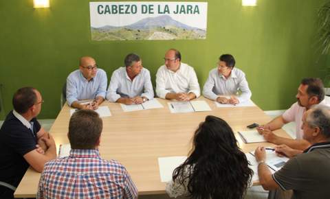 Alcaldes de Hurcal Overa, Puerto Lumbreras, Lorca, y Vlez Rubio planifican una estrategia comn para la conservacin del paraje natural del Cabezo de la Jara