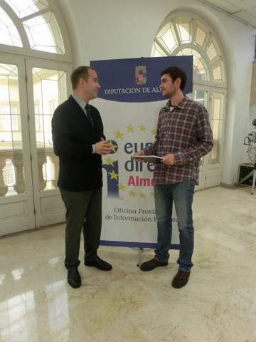 Diputación despide al primer voluntario de Iniciativas Europeas que viaja a Lituania