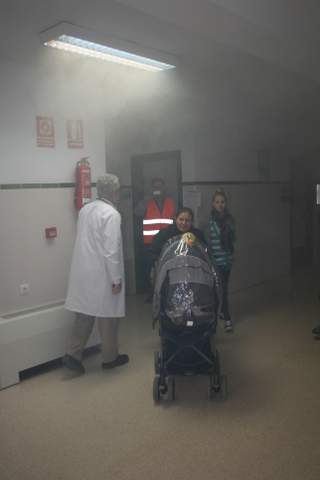 Simulacro de incendio y evacuacin en el centro de Salud