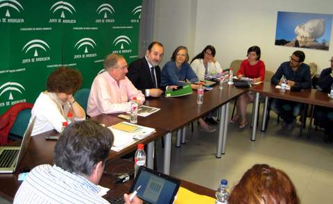 Tcnicas de la Comisin Europea examinan en Almera el desarrollo del Life+ Posidonia Andaluca