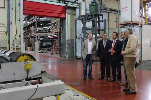 El alcalde visita las instalaciones de Sotrafa en El Ejido, fbrica de plsticos lder en Europa con base en el municipio