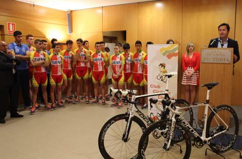 Presentacin oficial de la temporada del Club Ciclista 'Ciudad de El Ejido'