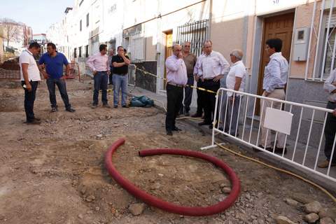 El alcalde visita las obras de mejora en Piedras Redondas, que supondrn una inversin de 250.000 euros este ao