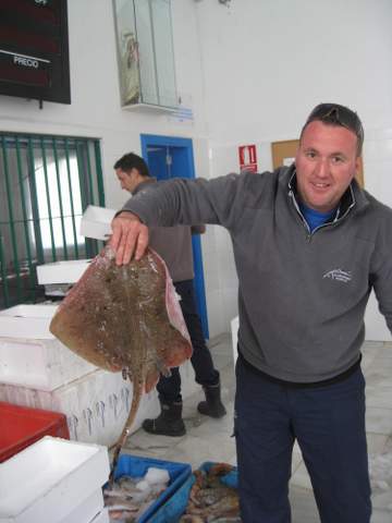 Almería incrementa un 56% el valor de las exportaciones de pescado y molusco frescos en el primer trimestre del año