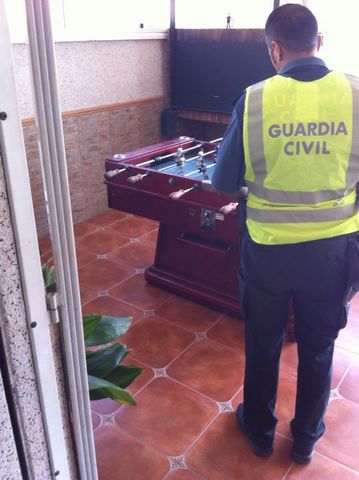 Detenidos in fraganti los 3 autores del robo en un establecimiento de hostelera de El Ejido