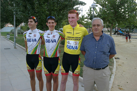 El Club Ciclista Ciudad de El Ejido 2 por equipos en la XX Bizkaiko Itzulia 2014