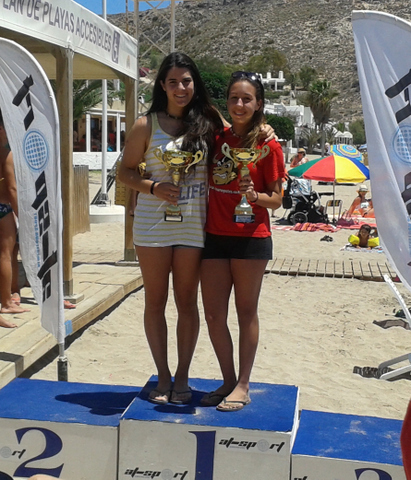 Dos nadadoras del Natacin y Waterpolo Roquetas en el Campeonato de Andaluca Absoluto de verano