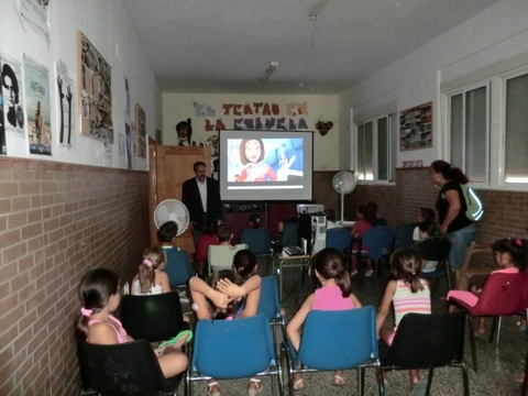 La Junta garantiza en Almera el refuerzo alimentario a menores a travs de ocho escuelas de verano