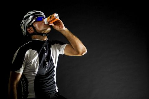 Solfro refrescar la Vuelta Ciclista a Espaa con 3.750 litros de gazpacho andaluz