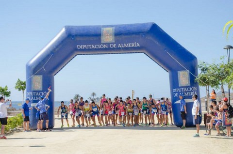 El Campeonato de Andaluca de Acuatln cierra unas jornadas intensas de deporte y turismo con el apoyo de Diputacin