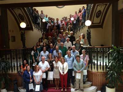 Comienzan a trabajar los primeros jvenes contratados por los ayuntamientos gracias al Programa Emple@Joven