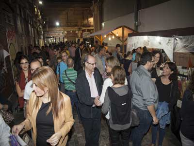 Miles de personas llenan el centro y convierten la tercera edicin de Almera en Negro en una noche terrorficamente divertida
