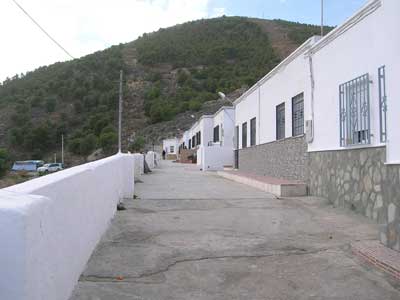 La Junta finaliza las obras para la adecuacin de 11 infraviviendas en Alhama de Almera