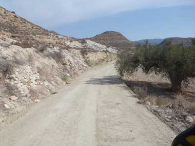 La Junta finaliza las obras de mejora de los caminos rurales de Los Ranchos y Los Belmontes