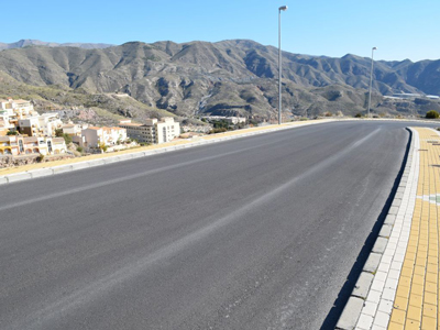Antonio Bonilla anuncia mejoras en el asfaltado de varias calles de La Enva