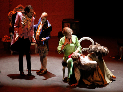 Mephisto Teatro reinterpreta 'El Burgus Gentilhombre' en el Auditorio de El Ejido
