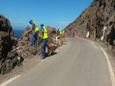 Diputacin inicia las obras de la rotonda de La Fabriquilla en la carretera del Faro de Cabo de Gata