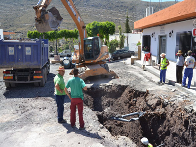 En ejecucin las obras de remodelacin de la Plaza del Barranquillo en la villa de Vcar